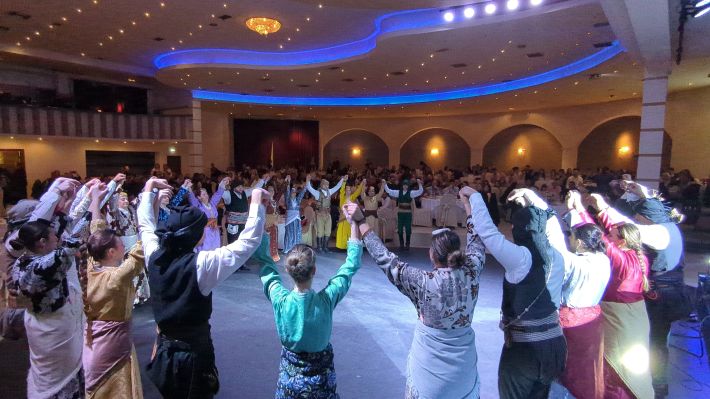 PXL_20251227_203211169